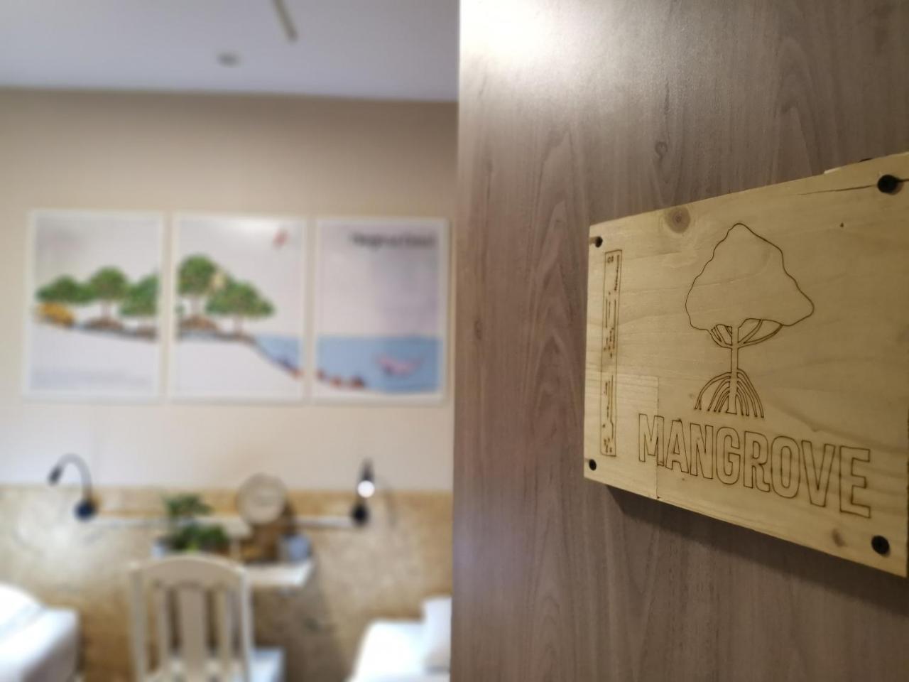 Foresttel.Bkk Банкок Екстериор снимка